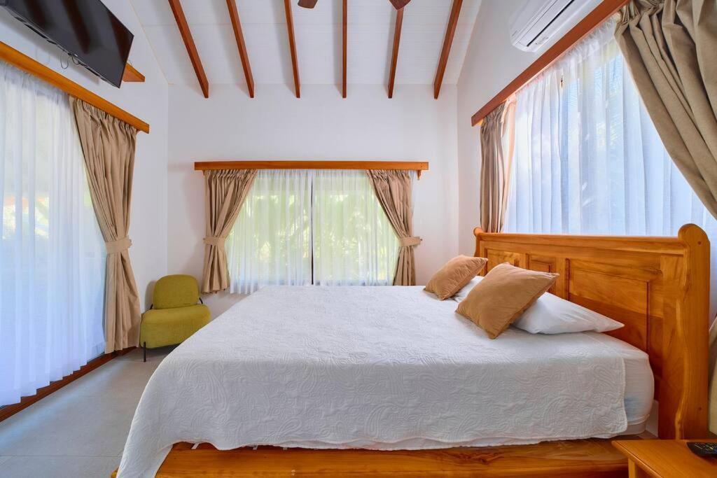 Casa Kristel - Exquisite Villa Getaway Puerto Viejo de Talamanca Dış mekan fotoğraf