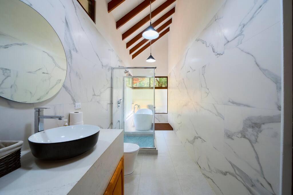Casa Kristel - Exquisite Villa Getaway Puerto Viejo de Talamanca Dış mekan fotoğraf