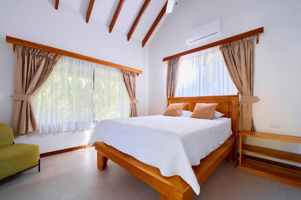 Casa Kristel - Exquisite Villa Getaway Puerto Viejo de Talamanca Dış mekan fotoğraf